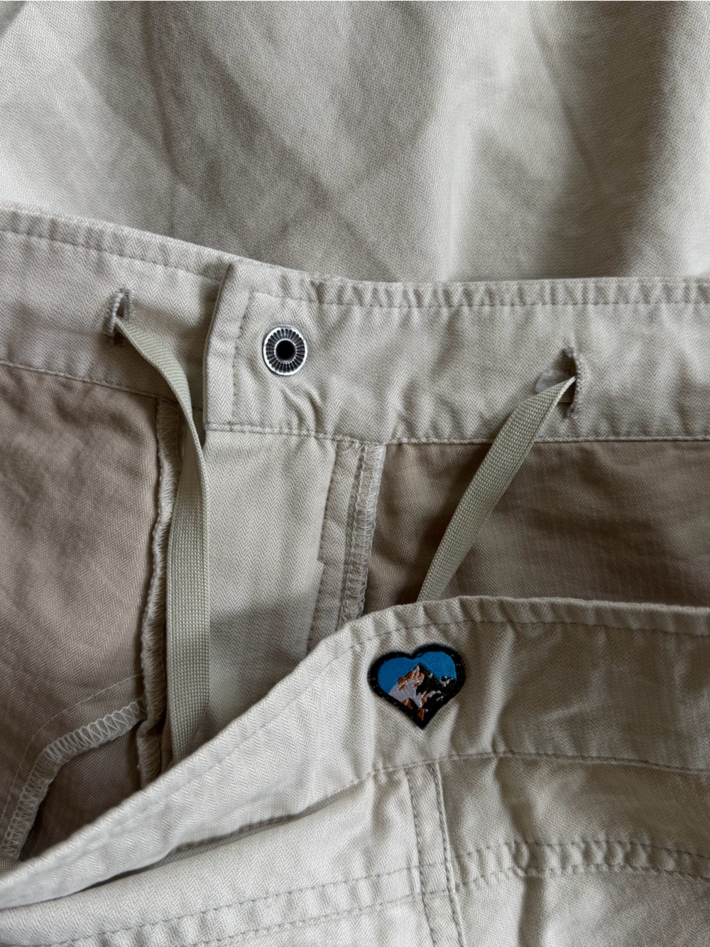Kuhl Hiking Capris Khaki Gorpcore M - Picture 3 of 6